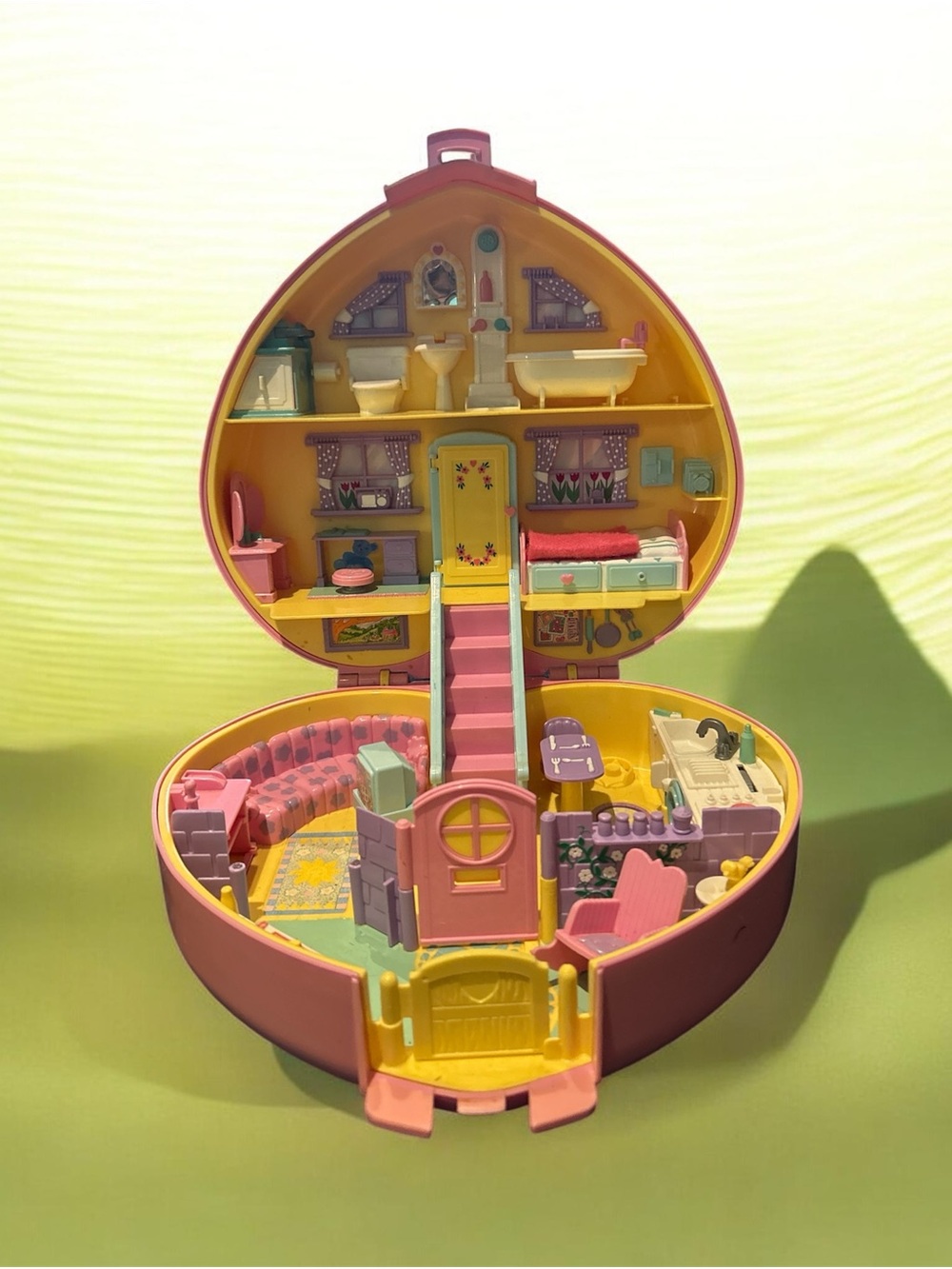 Vintage Polly Pocket Lucy Locket